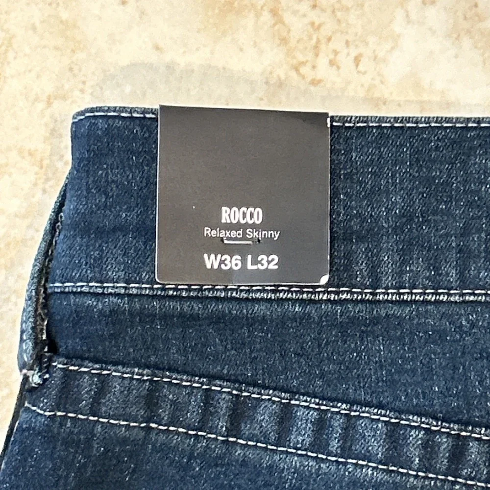 True Religion‎ Rocco Jean Men 36x32 Blue Denim Relaxed Skinny GGJD Last Call